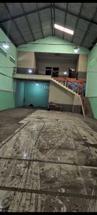 DISEWAKAN GUDANG/RUANG USAHA NOL JALAN RAYA, LAMONGAN!
