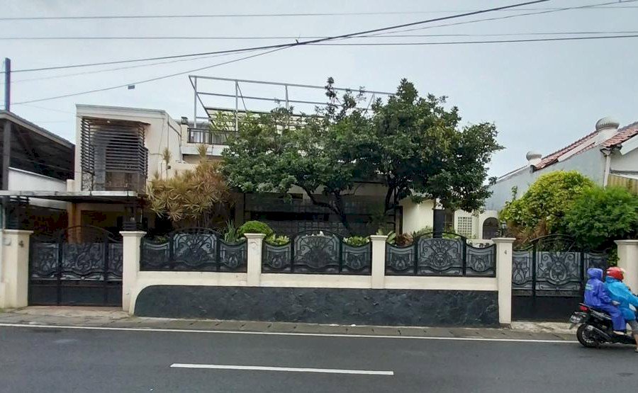 DIJUAL RUMAH STRATEGIS PINGGIR JALAN SALIHARA,PASAR MINGGU-JAKSEL!