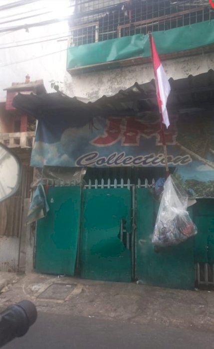 Dijual Rumah Tua Hitung Tanah di Jembatan Besi Tambora Jakarta