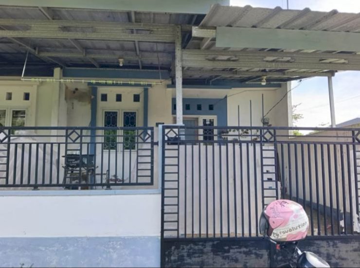 Take Over Rumah Lokasi Strategis Di Griya Taktakan Serang