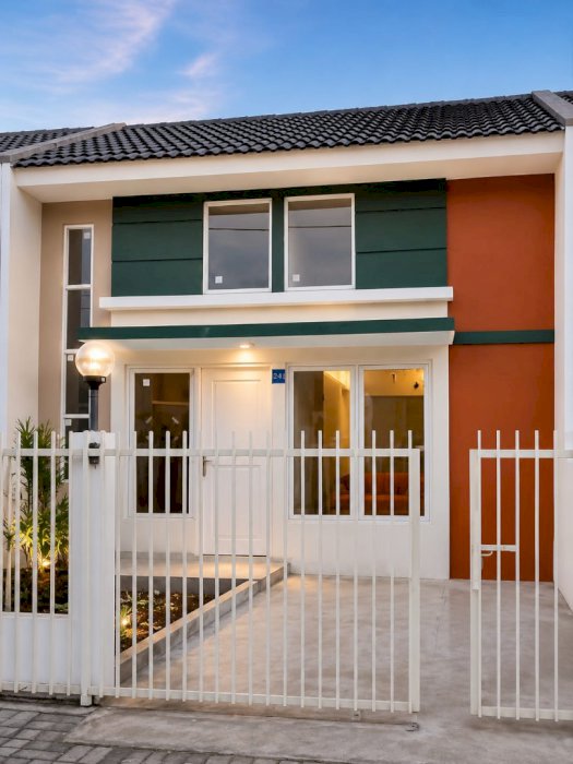 RUMAH DI SURABAYA TIMUR,DESIAN EROPA MINIMALIS HARGA 400 JT