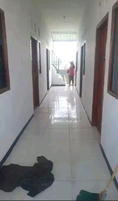 Dijual Rumah Kos Kos an 2 lantai