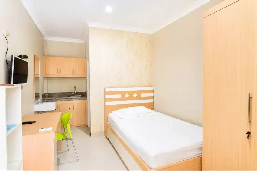 Kost Dekat UGM, Kafé & Keamanan 24 Jam