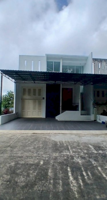 UNIT PILIHAN! Rumah Berkelas