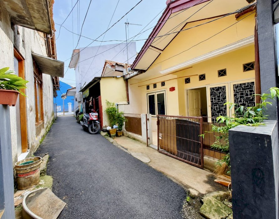 Rumah SHM Jakarta Selatan | 2 KT | Bebas Banjir | Rp650 Juta
