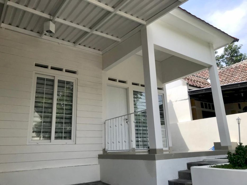 Dijual rumah di puri taman sari cirebon