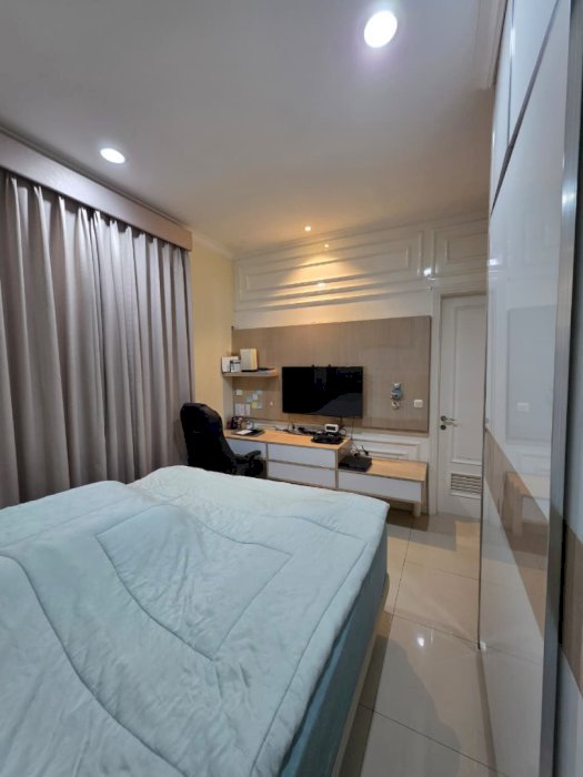 Dijual Rumah di Green Lake City Model Eropa