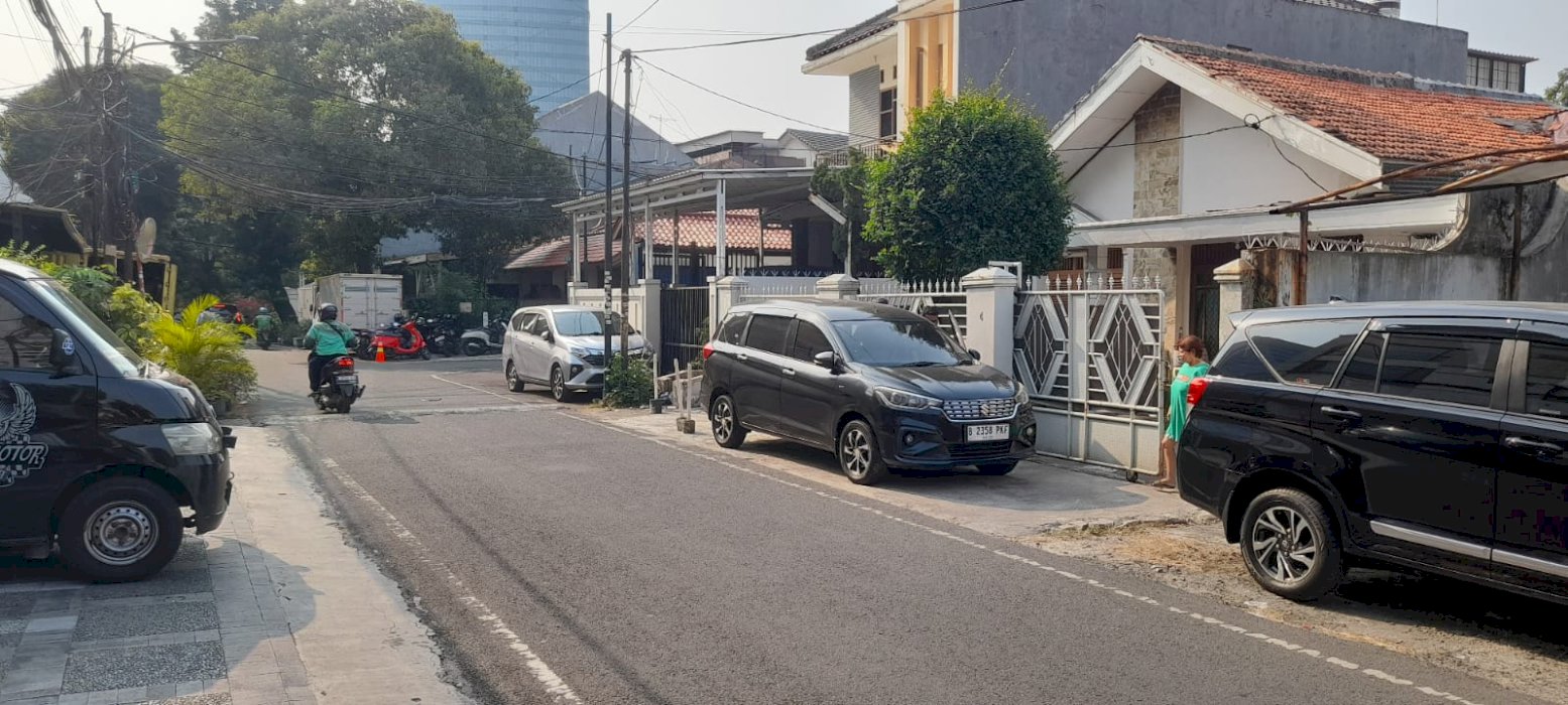 Rumah nyaman lokasi premium di benhil jakarta pusat