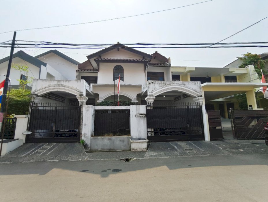 Dijual Rmh,Jl.Mandar,Bintaro Sektor 3A,samping Plaza Bintaro,Stasiun