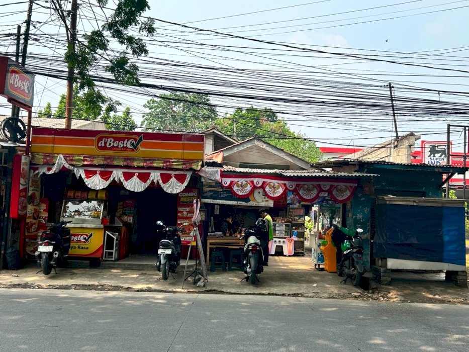 Di jual rumah dan tempat usaha di Cipayung Depok