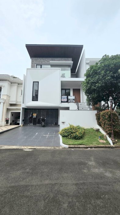 DIJUAL RUMAH BRAND NEW SEMI FURNISHED DI GADING SERPONG