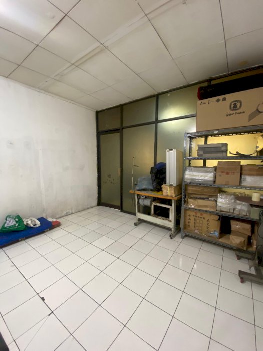 Dijual Cepat Ruko di Taman Palem Lestari