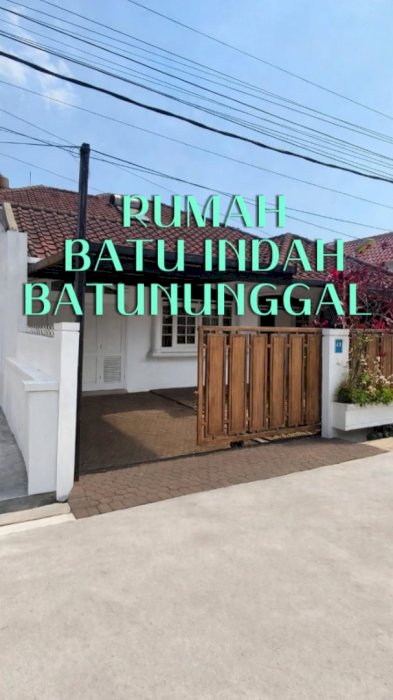 RUMAH CLASSIC MODERN DI BATU INDAH, BATUNUNGGAL