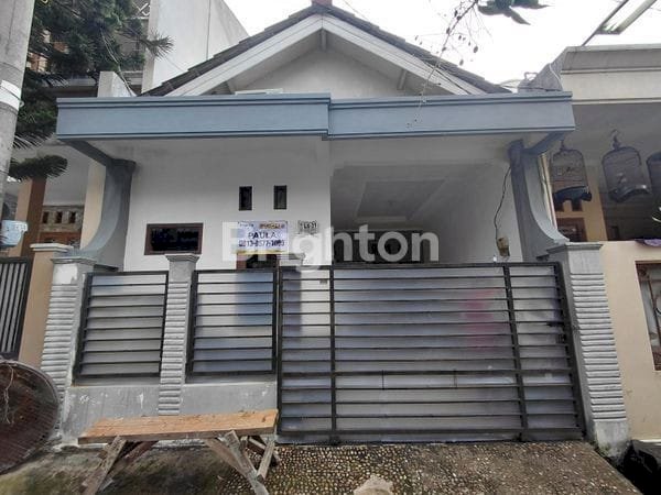 Di jual rumah siap huni full furnished di Mutiara Gading Timur
