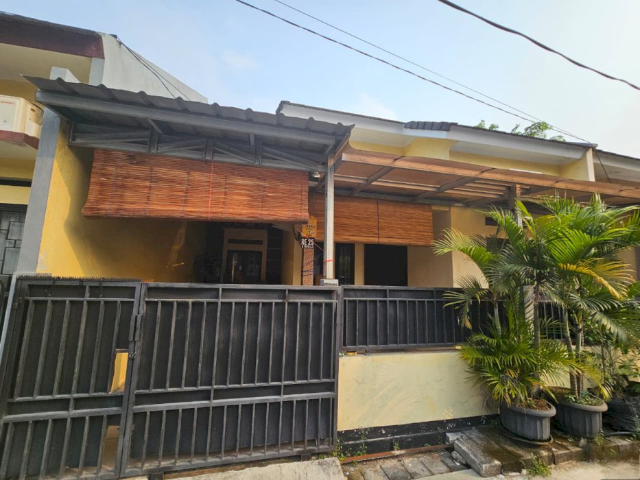 Jual rumah siap huni di Harapan Indah Bekasi
