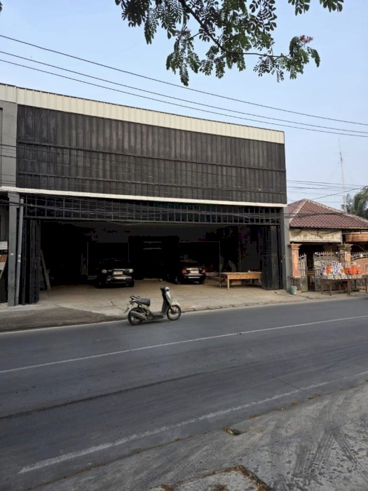 Disewakan Gedung 2 Lantai di Kalideres
