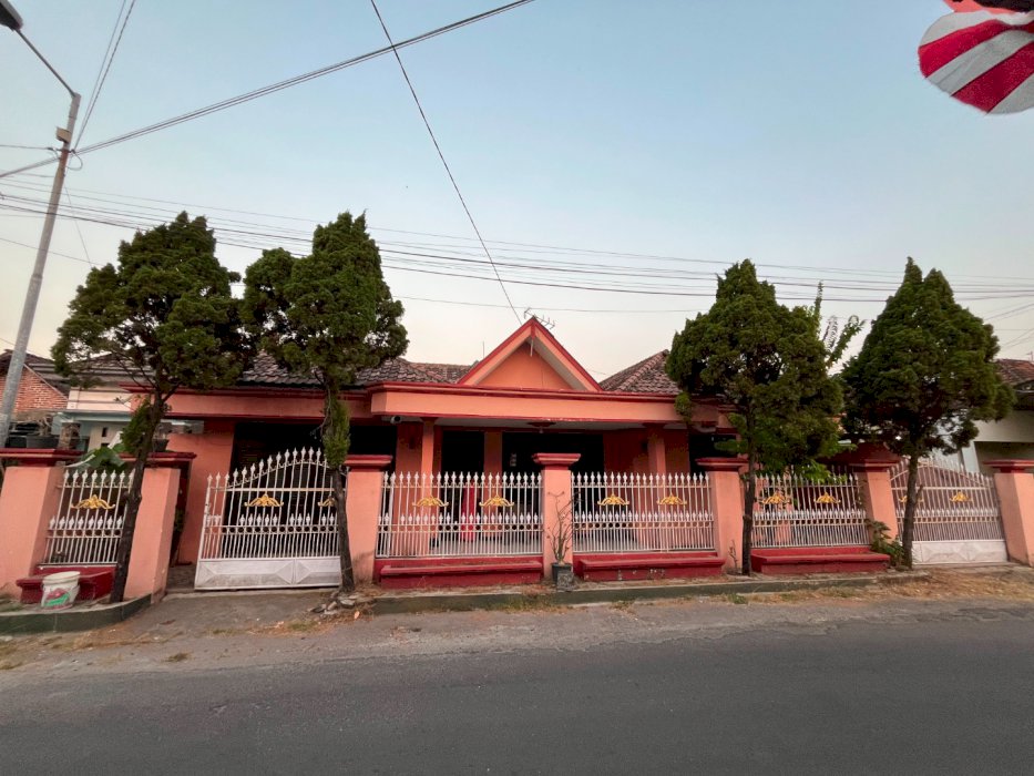 DIJUAL/DISEWAKAN RUMAH STRATEGIS SIAP HUNI DI MOJOSARI, MOJOKERTO!