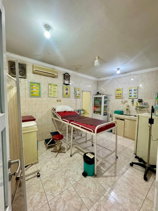DIJUAL KLINIK BERSALIN BESERTA ALAT KESEHATANNYA