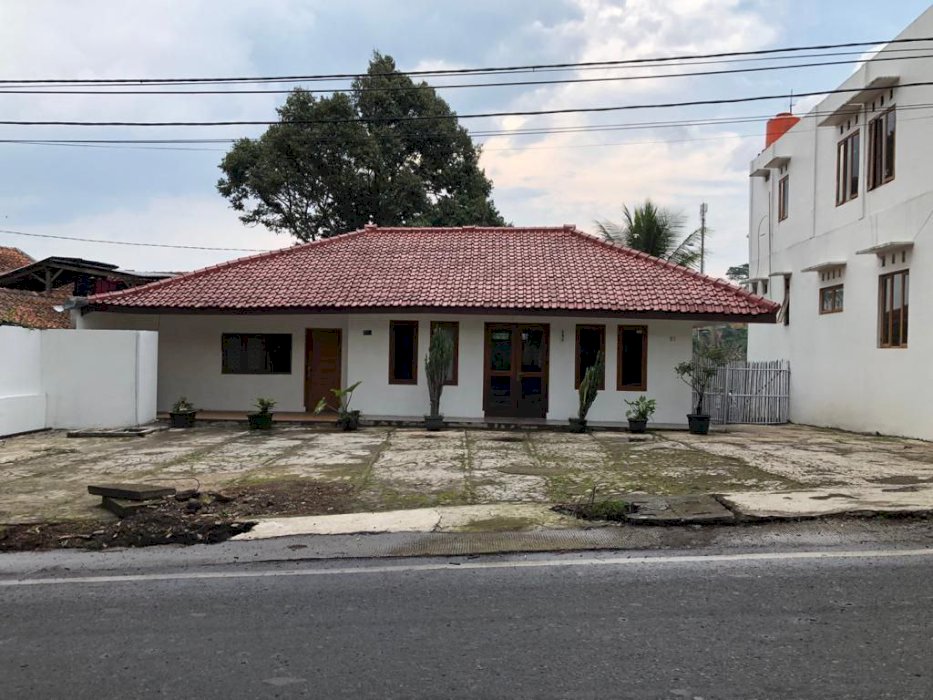 Jual bangunan + tanah strategis mainroad kolonel Masturi Cimahi