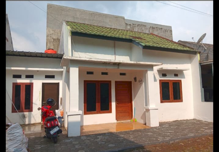 Di sewakan rumah siap huni di Ciledug Tangerang