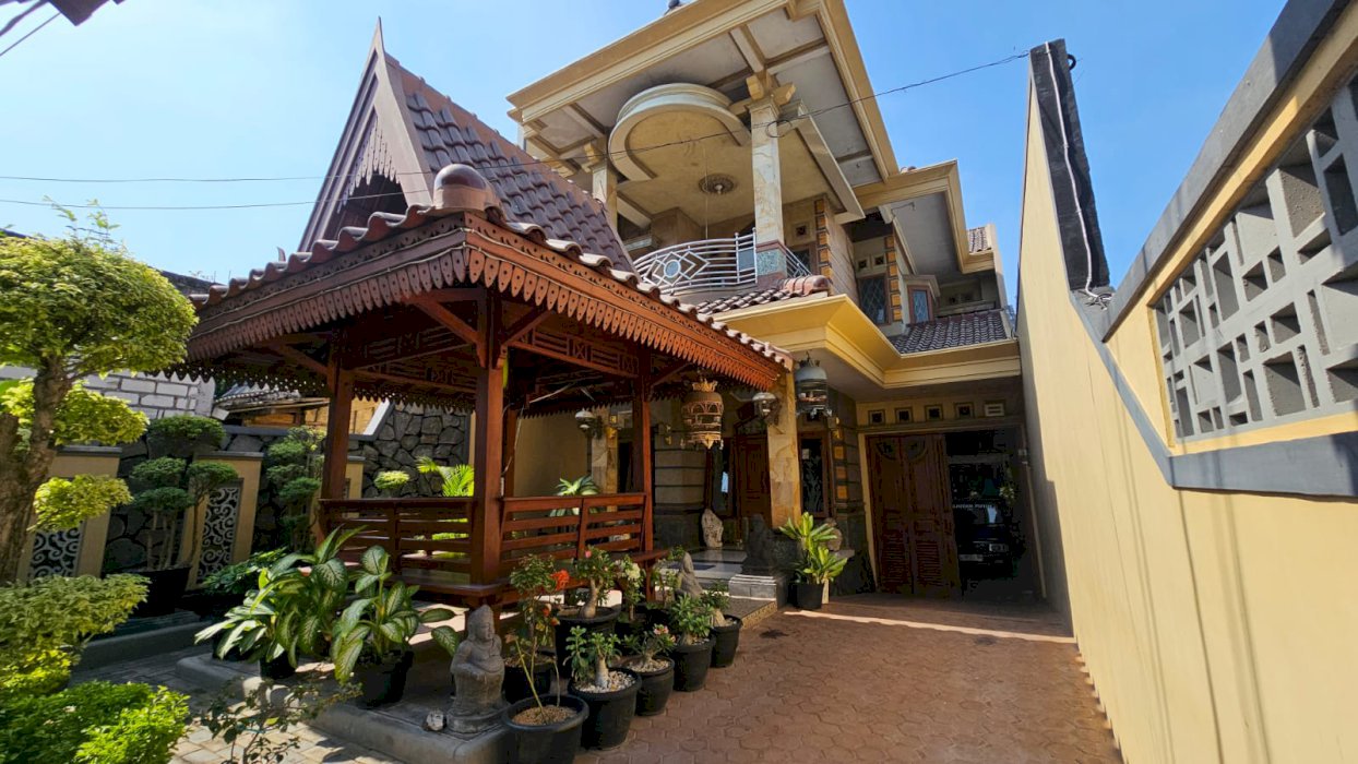 Jual rumah strategis di Palang Tuban