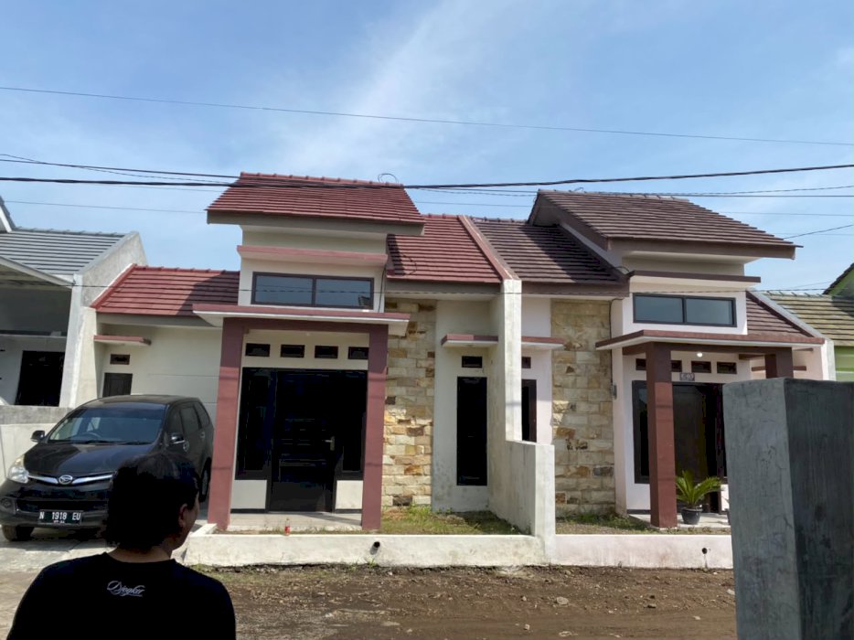 DIJUAL CEPAT RUMAH SIAP HUNI DAN STRATEGIS -PASURUAN, JAWA TIMUR!
