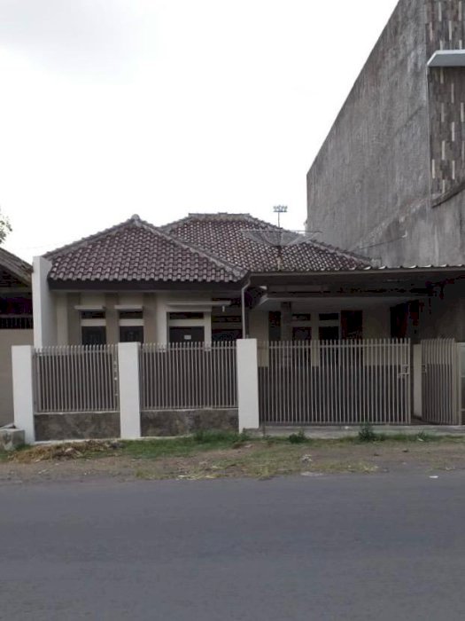 DIJUAL RUMAH PLUS LAHAN USAHA-PINGGIR JALAN UTAMA BAYONGBONG GARUT